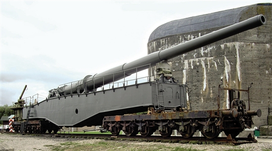 1940年装备德军的"k5"大炮