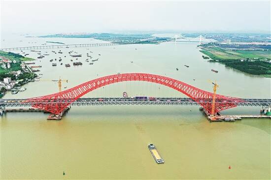 明珠湾大桥正式开通