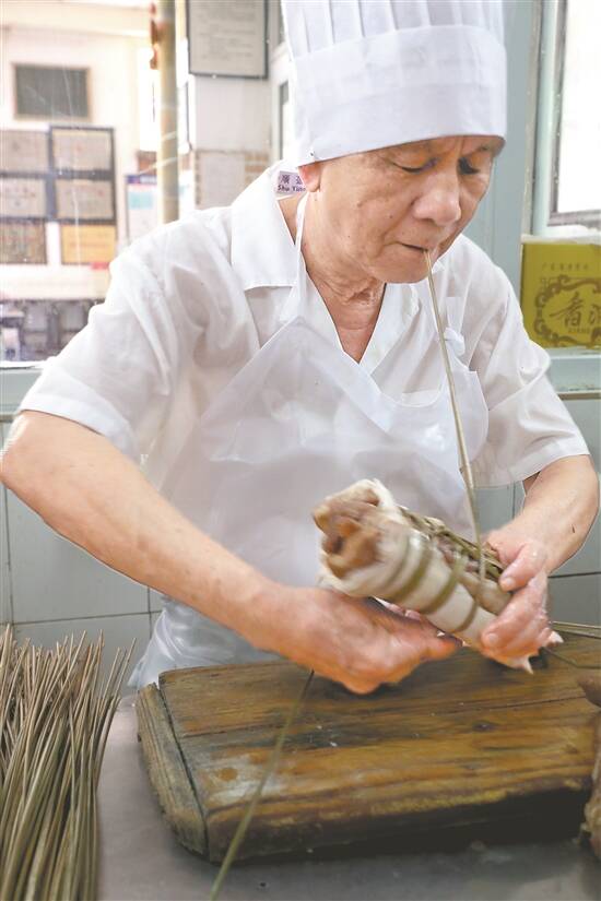 得心斋酝扎猪蹄飘香数百年